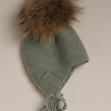 Gorro bebé verde menta pompón natural