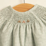 Vestido corto vichy verde agua con nido de abeja