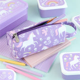 Esctuche unicornios