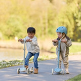 Patinete tres ruedas verde Little Dutch