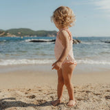 Bañador niña volante rosa conchitas Little Dutch