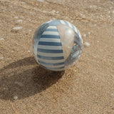 Pelota de playa azul ballenas Little Dutch
