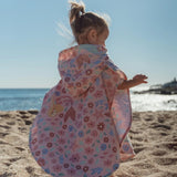 Poncho playa niña rosa sirenitas Little Dutch